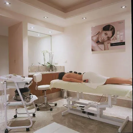 Del Rey Residences ホテル 4*