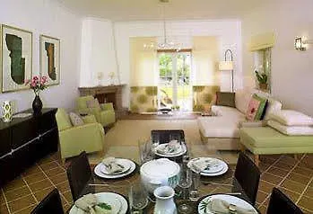 Del Rey Residences 4* オビドス