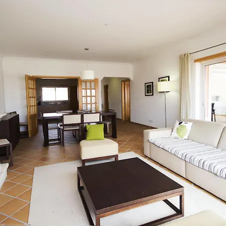 Del Rey Residences 4* オビドス